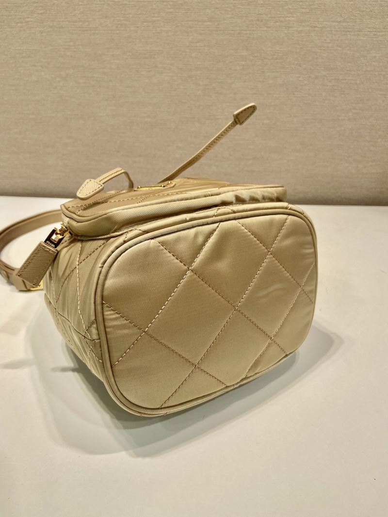 Pra*a bucket bags